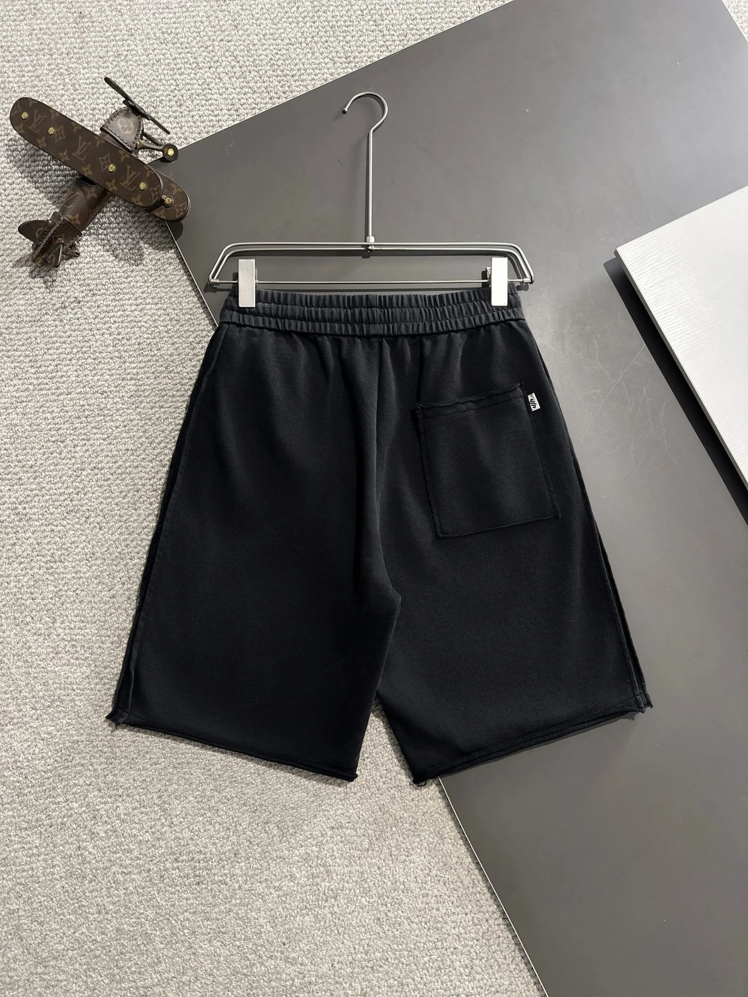🅿️320 Next day shipping High-end goods Stone Island 2025 spring and summer new elastic band casual shorts, counter-customized fabrics, high breathability and comfort, impeccable details, brand element design concept, reflecting high quality. It feels delicate and soft! It presents a casual cut and the upper body shape is great! Size: M-4XL